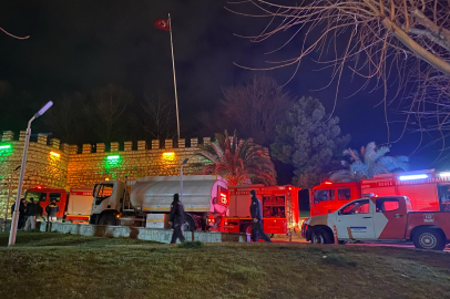 Bursa'da tarihi Kestel Kalesi alevlere teslim oldu